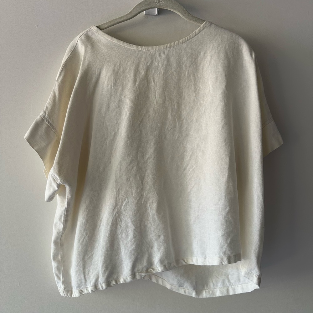 Elizabeth Suzann Georgia Tee in Midweight White Linen